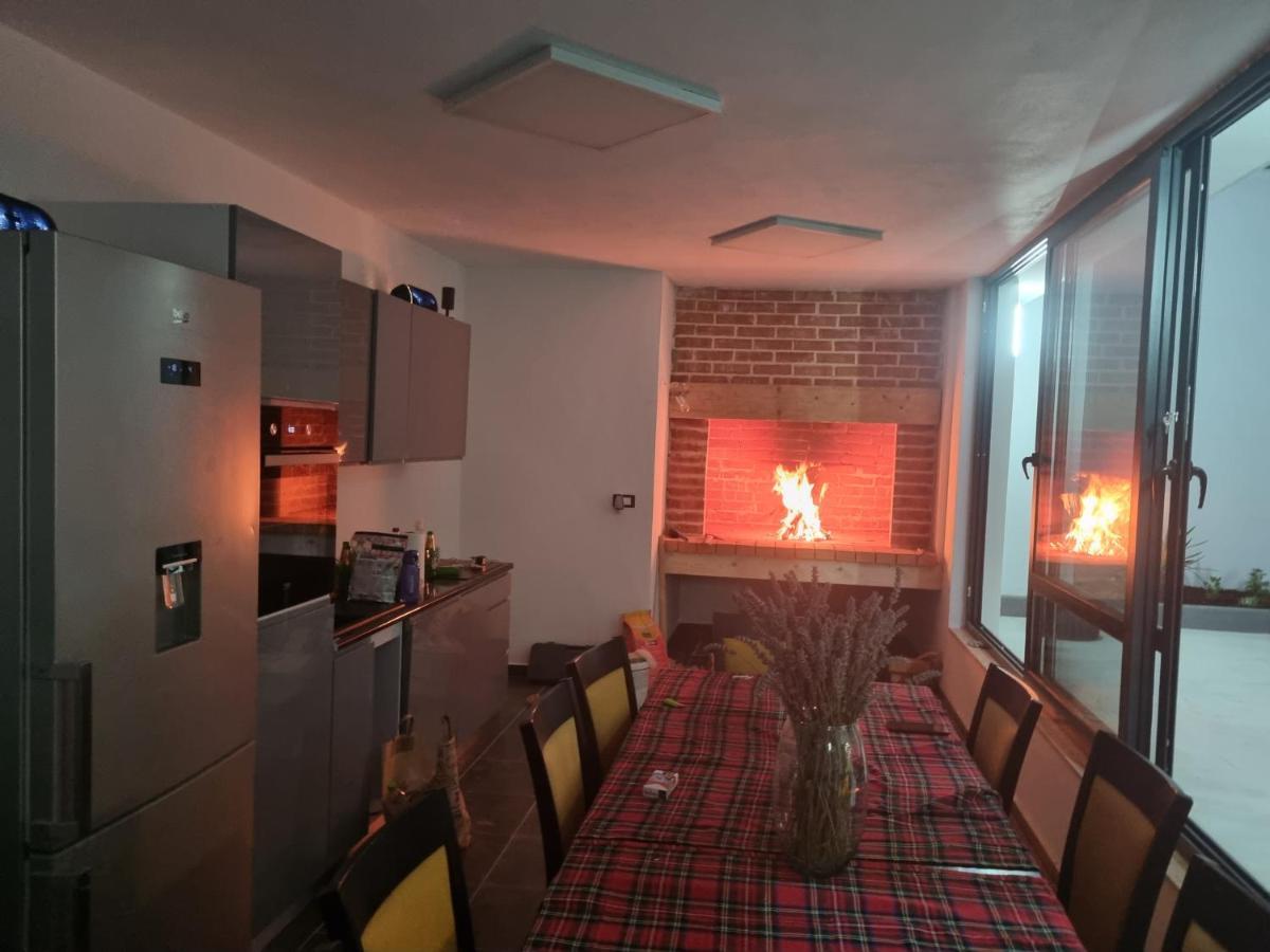 Holiday House Dominik Apartments Свети Петър Екстериор снимка