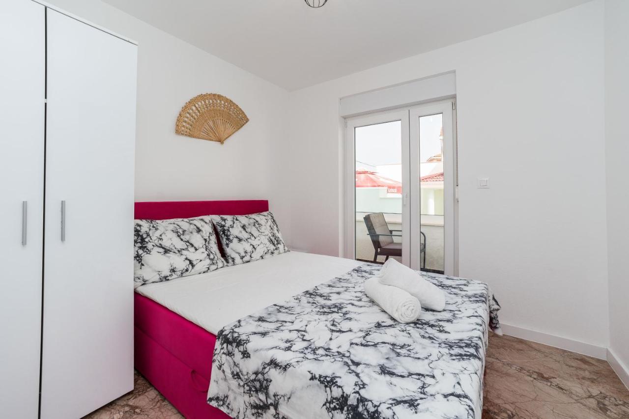 Holiday House Dominik Apartments Свети Петър Стая снимка