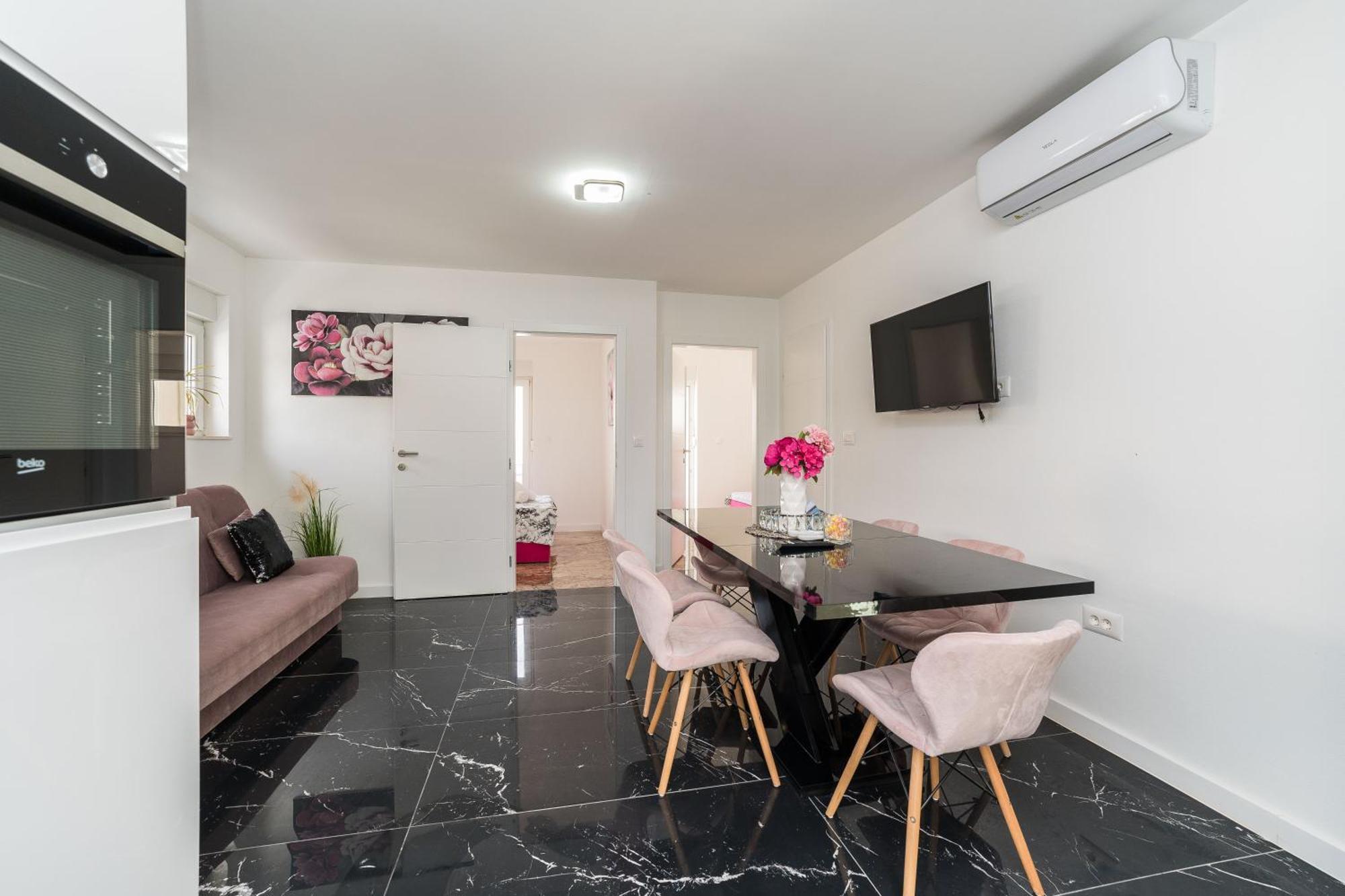 Holiday House Dominik Apartments Свети Петър Стая снимка